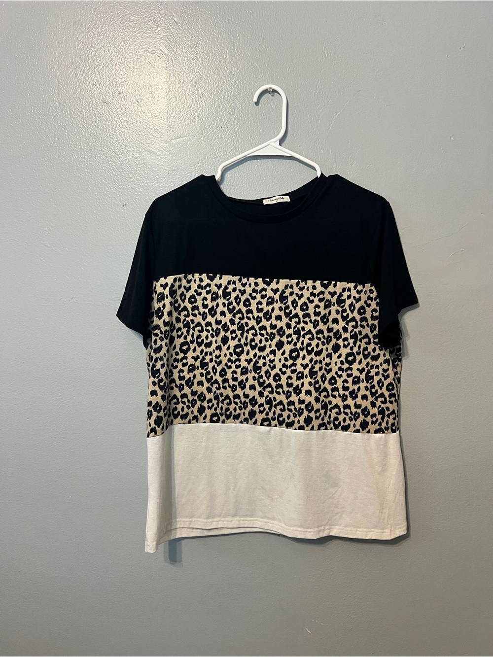 Women’s Black Leopard Colorblock Short Sleeve Tee